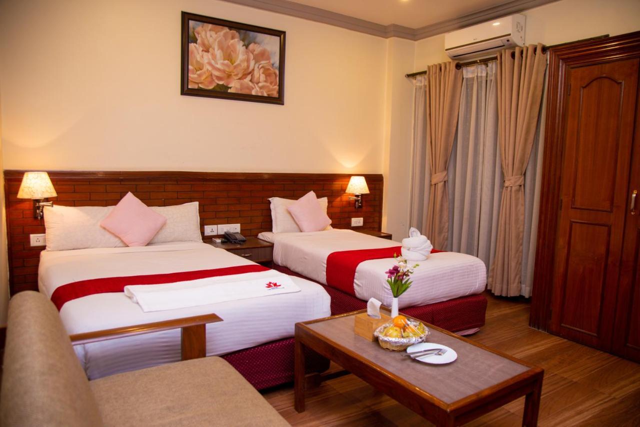 Hotel The White Lotus View Pvt Ltd Siddharthanagar Exterior photo