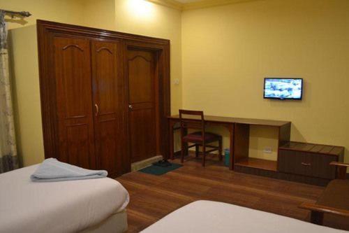 Hotel The White Lotus View Pvt Ltd Siddharthanagar Exterior photo
